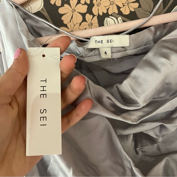 NWT The Sei Strapped Mini Dress in Platinum size 4 - Picture 7 of 8